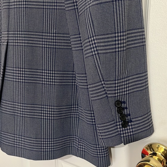 Aritzia Wilfred Margeaux Blazer Plaid - Picture 6 of 9